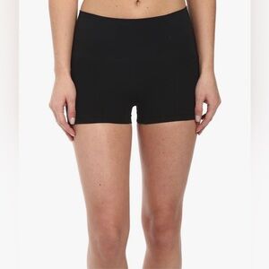SPANX Everyday Shaping Seamless Boyshort Black Large NWT